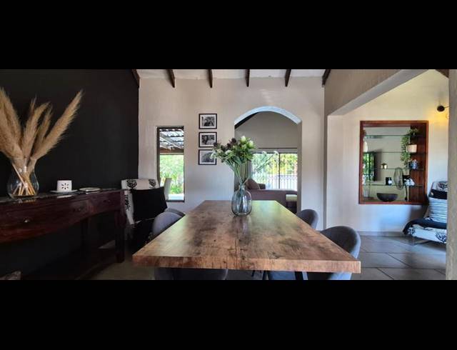 3 BEDROOM HOUSE FOR SALE IN CLUBVIEW